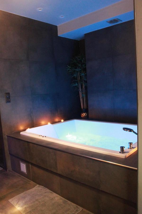 The Down Town Nenad'S Spa Дижон Экстерьер фото