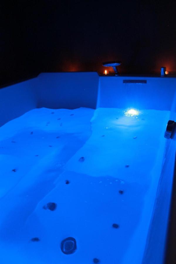 The Down Town Nenad'S Spa Дижон Экстерьер фото
